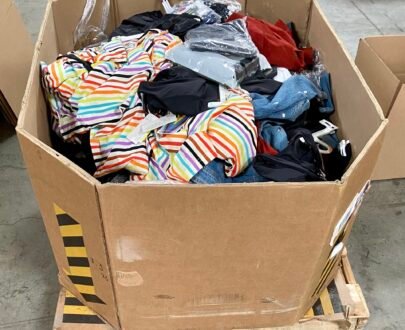 Female clothing pallet